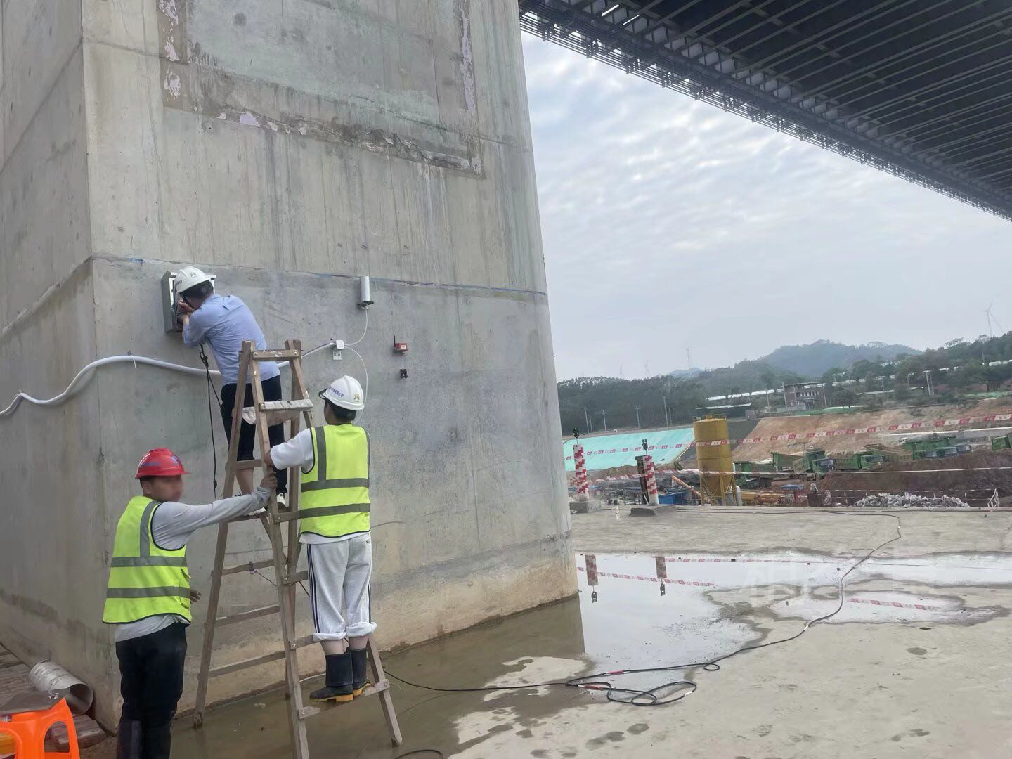 橋墩自動(dòng)化監(jiān)測(cè)怎么布設(shè)監(jiān)測(cè)點(diǎn)